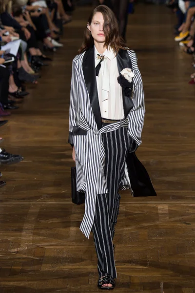 Look 21